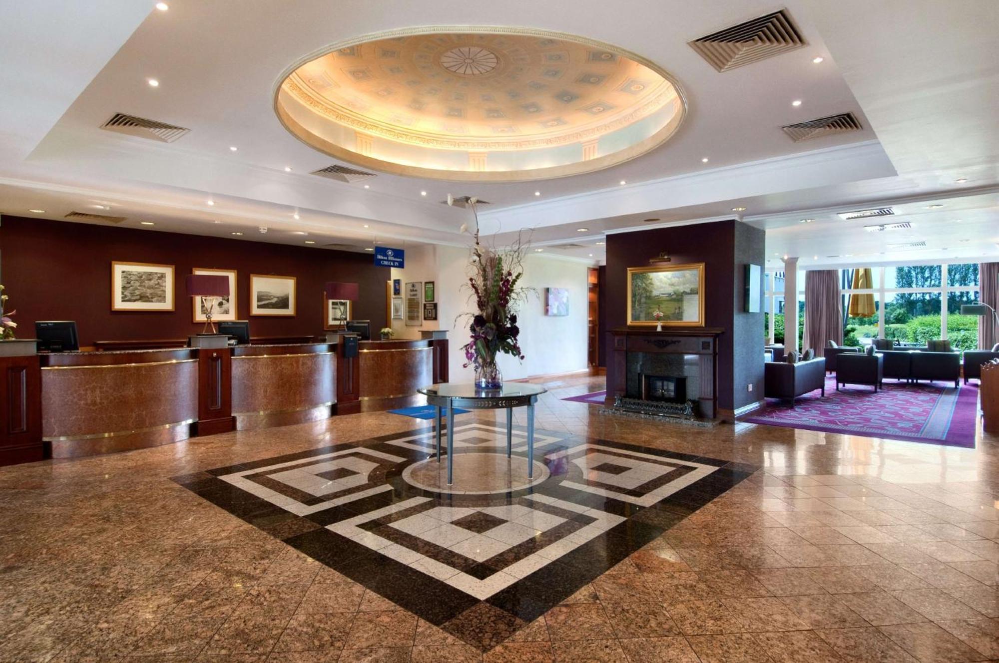 Doubletree By Hilton Belfast Templepatrick Hotel Exterior foto