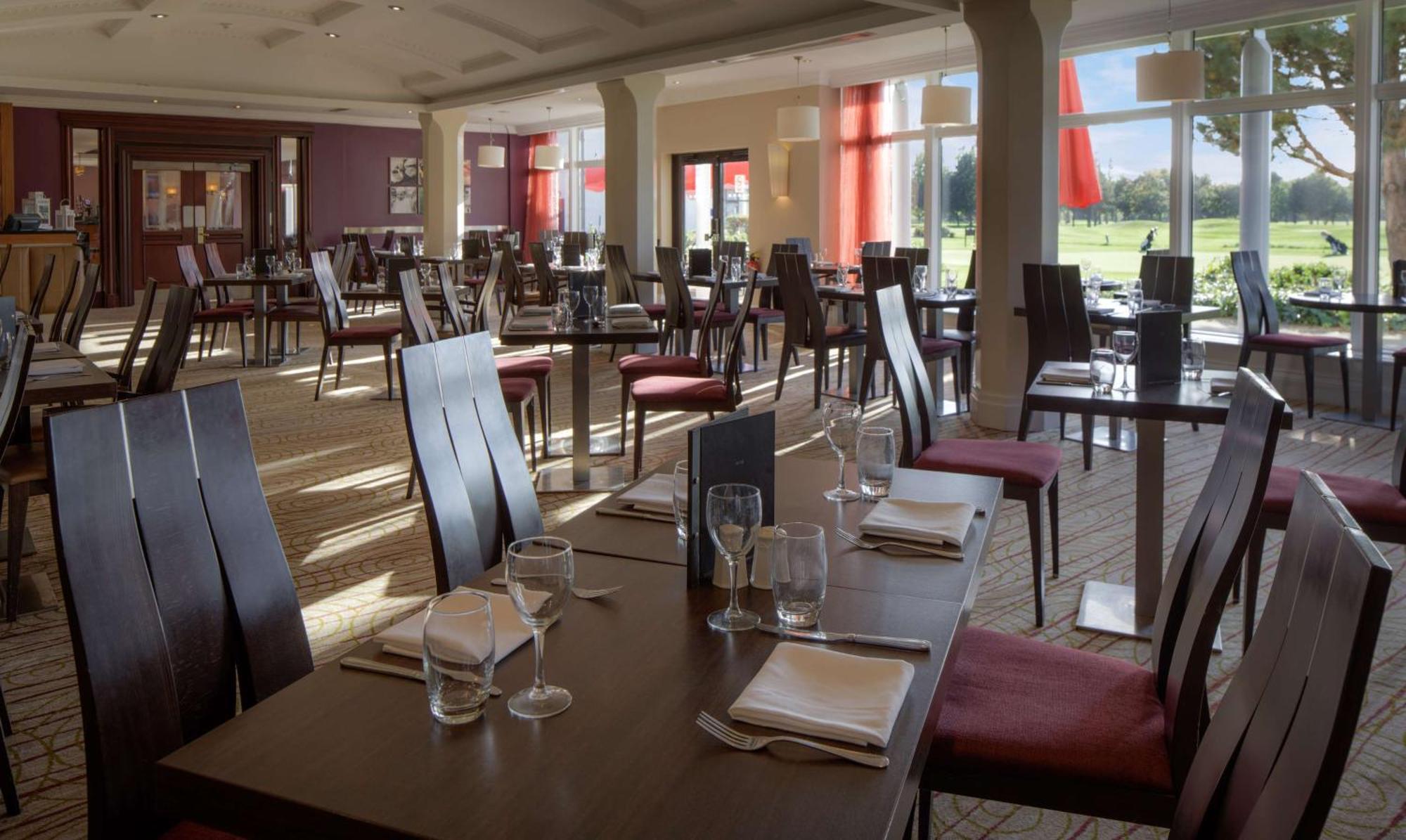 Doubletree By Hilton Belfast Templepatrick Hotel Exterior foto
