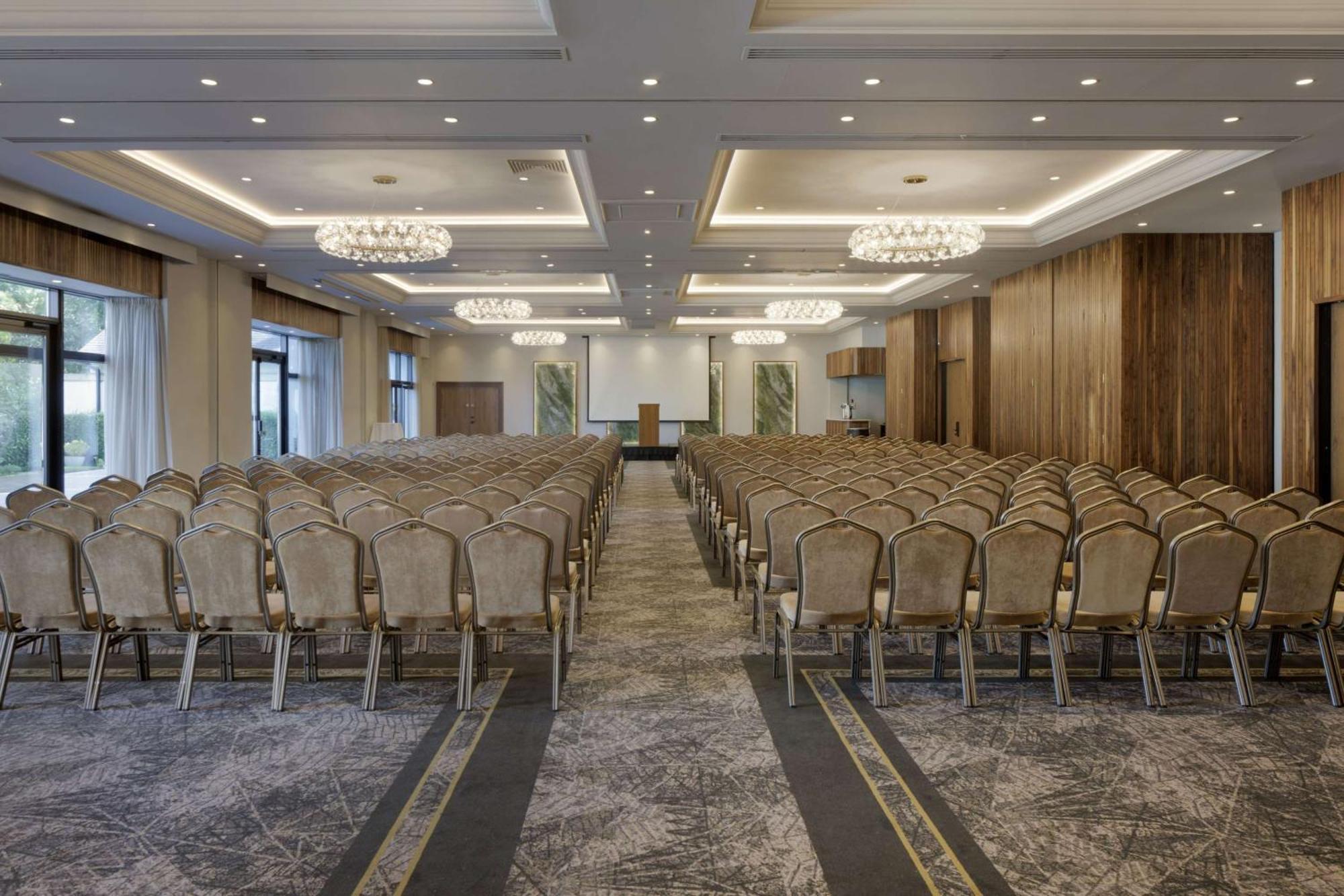 Doubletree By Hilton Belfast Templepatrick Hotel Exterior foto